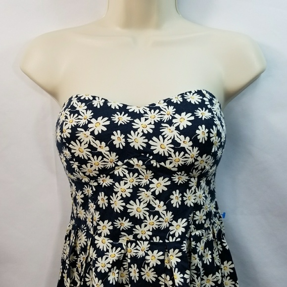Rue 21 Floral Strapless Dress - Picture 4 of 6